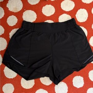 Lululemon Hotty Hot High Rise 2.5”